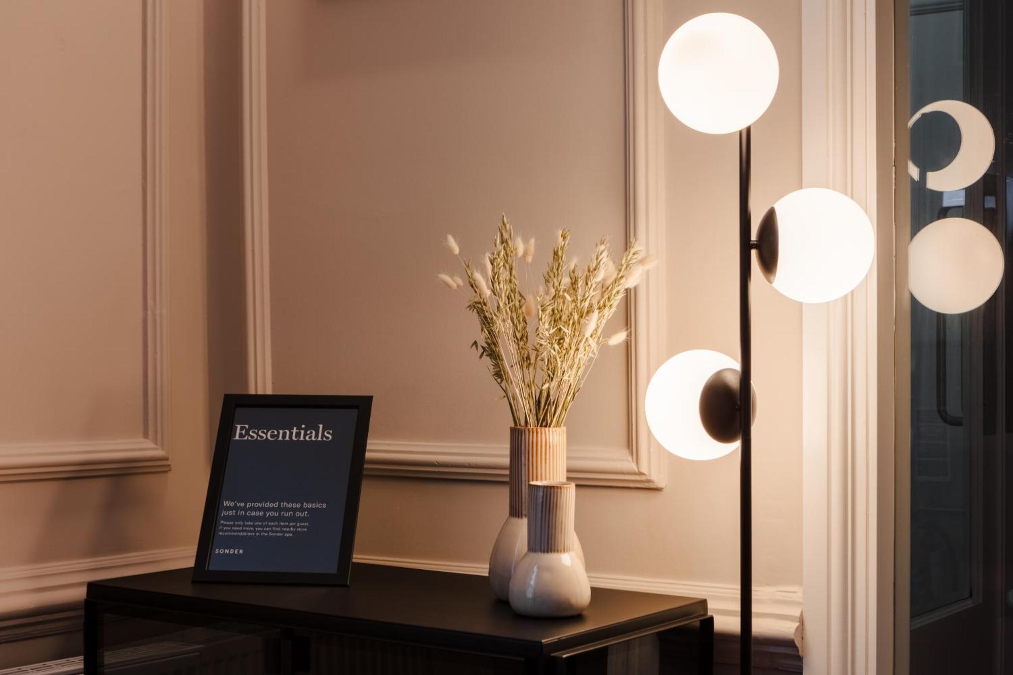 The Earl Hotel Leeson Street, Sonder By Marriott Bonvoy Дублин Экстерьер фото