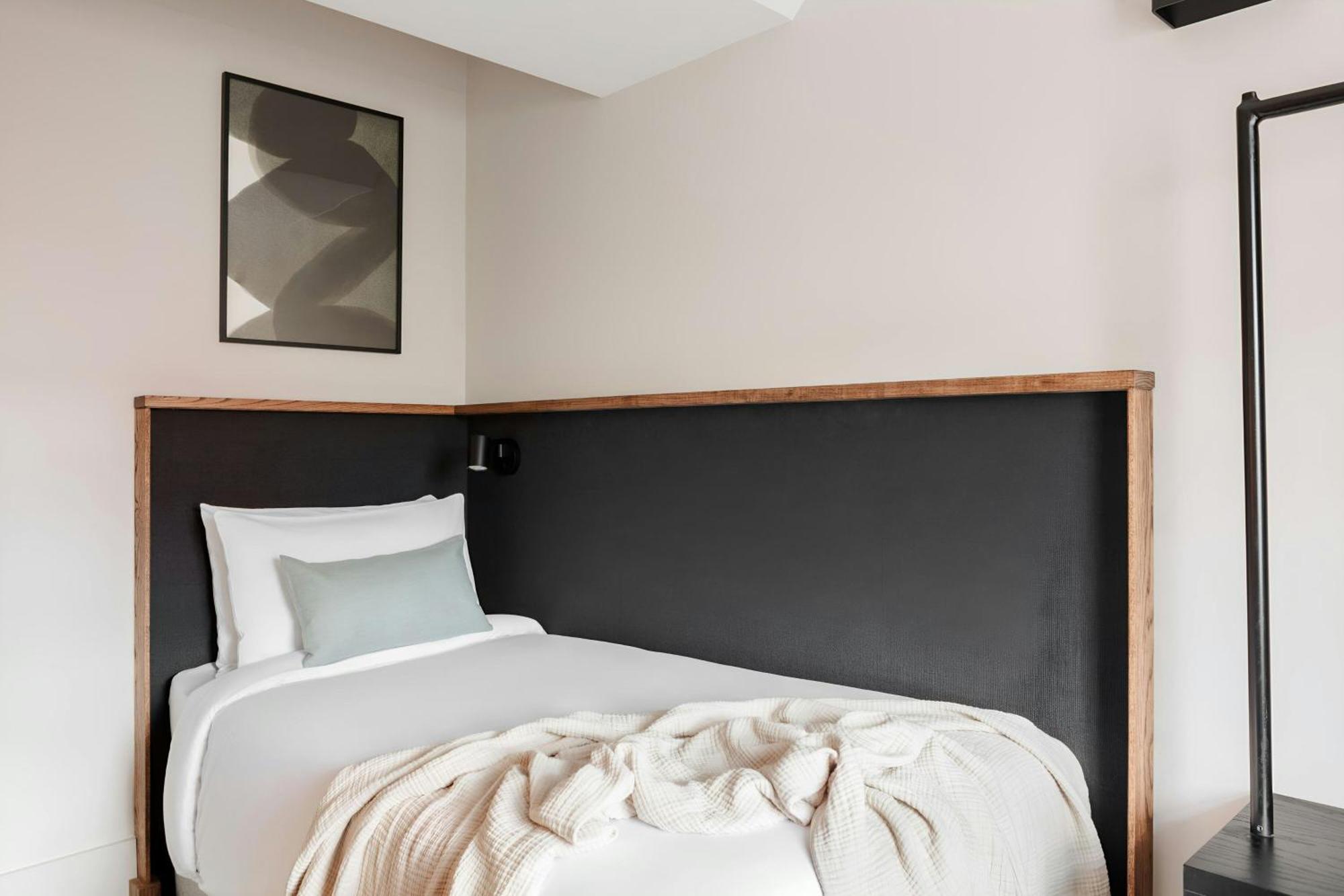 The Earl Hotel Leeson Street, Sonder By Marriott Bonvoy Дублин Экстерьер фото